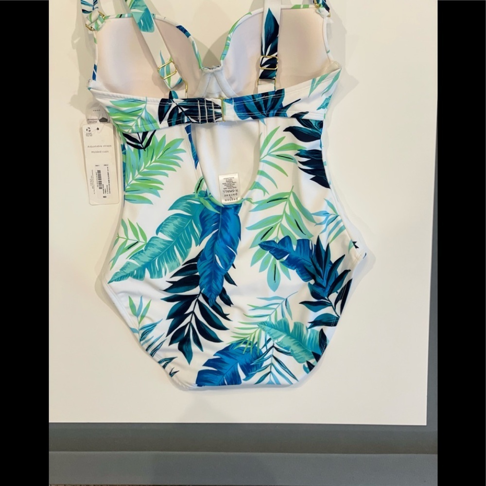 White tropical one piece swim printed blue/green leaf, molded cups adjustable - Picture 2 of 8